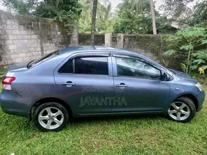 Toyota Yaris 2007 Car (Used)