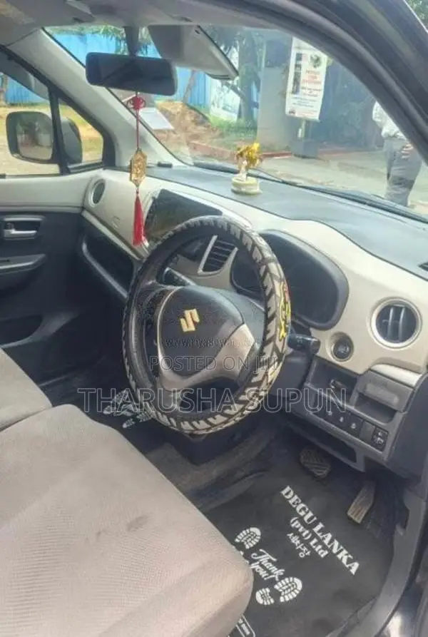 Suzuki Wagon R FZ 2015 Car (Used)