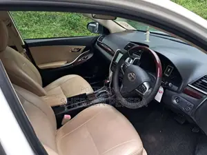 Toyota Premio 2017 Car (Used)