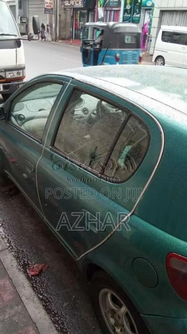 Toyota VITZ SCP10 2000 Car (Used)