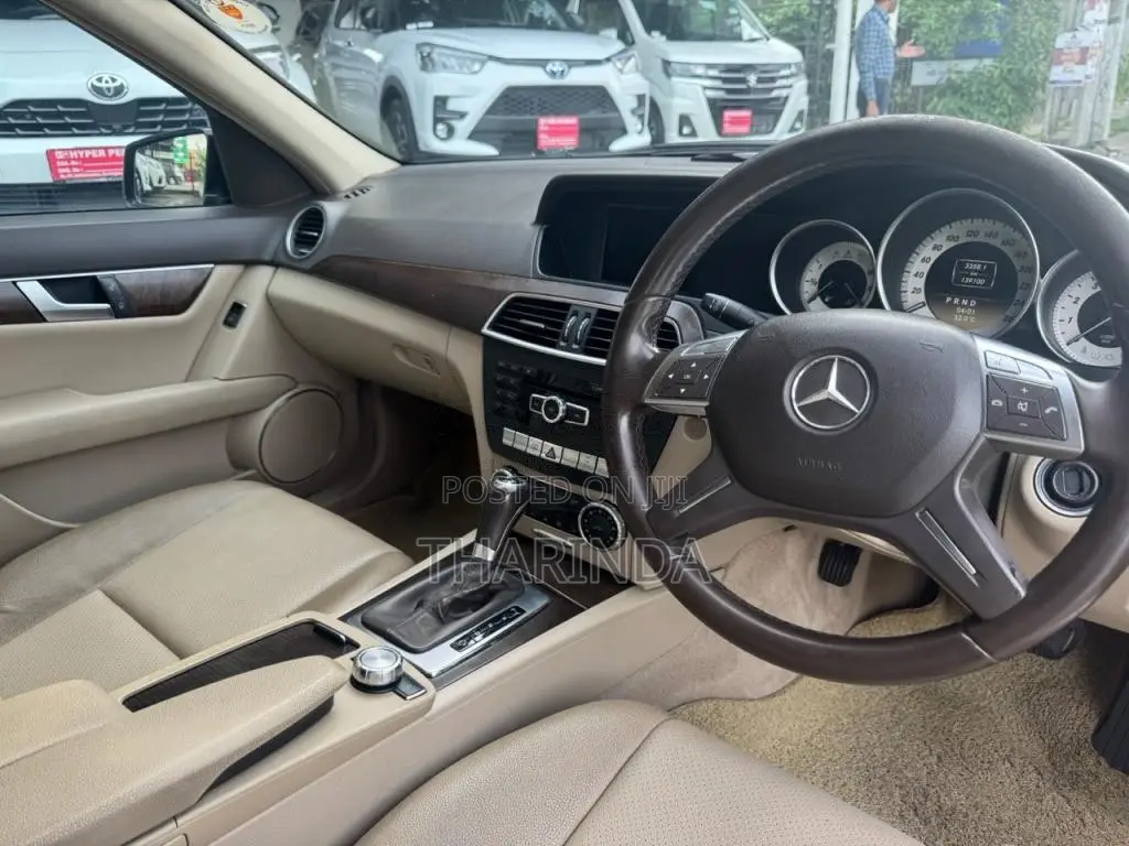 Mercedes-Benz C180 W204 2011 Car (Used)