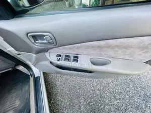 Nissan B15 2004 Car (Used)