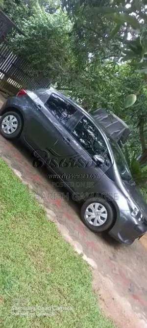 Toyota Vitz 2016 Car (Used)