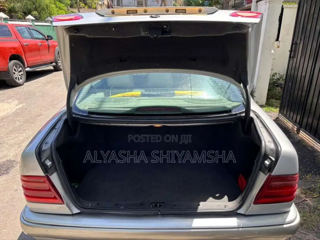 Mercedes-Benz W210 1999 Car (Used)