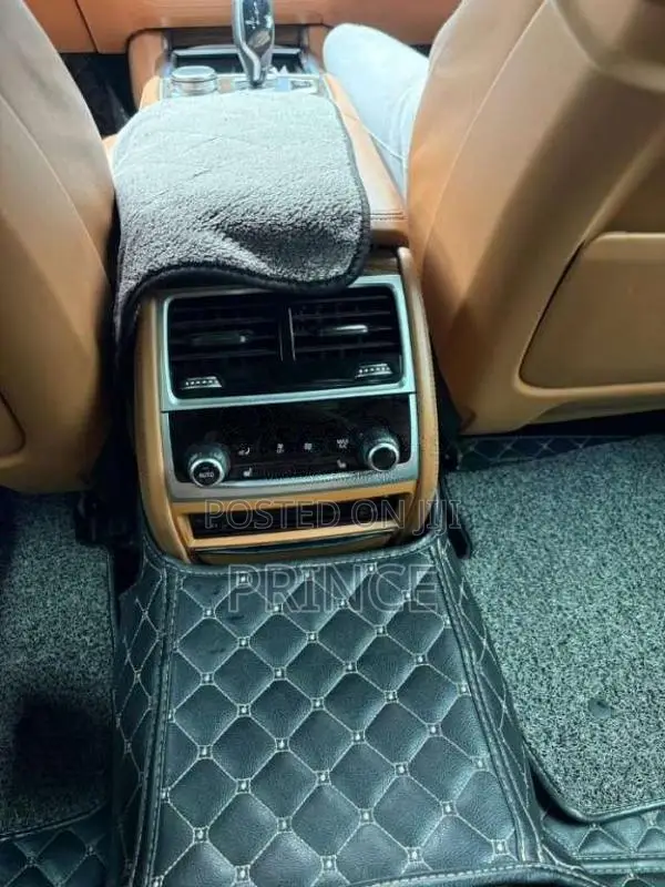 BMW 740e 2017 Car (Used)