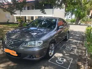 Nissan N17 2011 Car (Used)