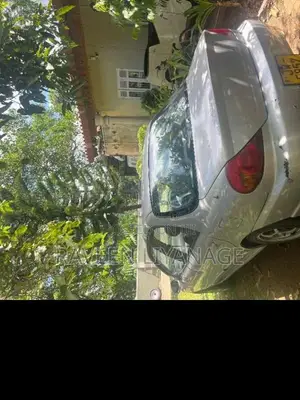 Kia Spectra 2000 Car (Used)