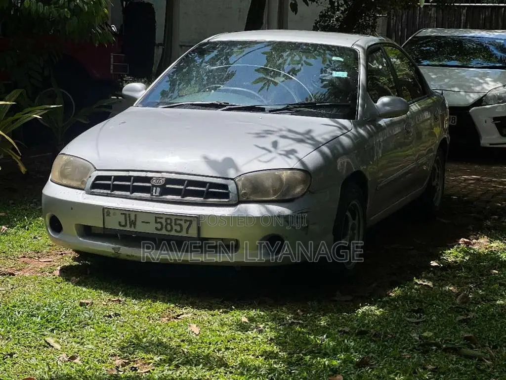 Kia Spectra 2000 Car (Used)