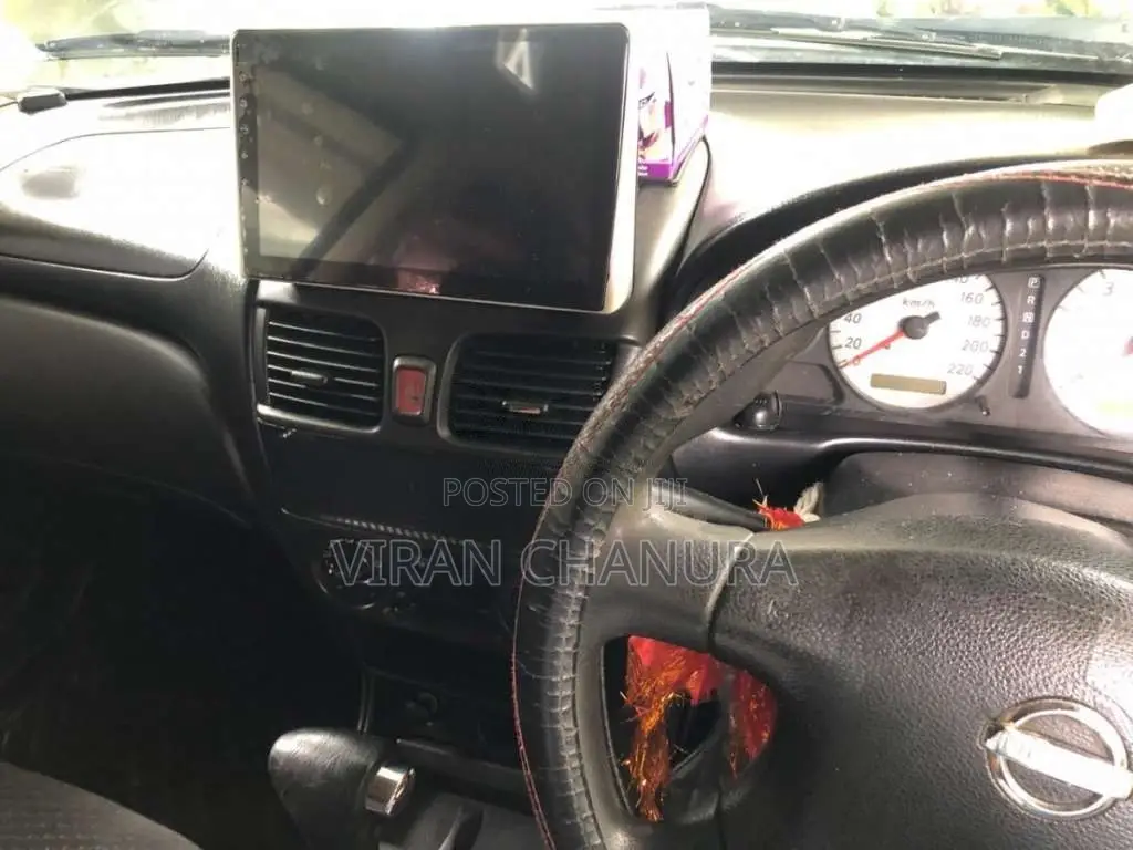 Nissan N17 2007 Car (Used)