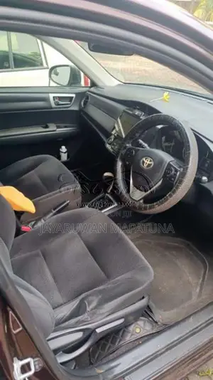 Toyota Axio 2015 Car (Used)