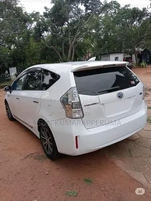 Toyota Prius Alpha 2013 Car (Used)