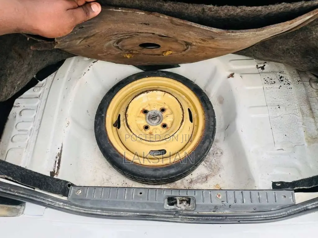 Toyota Corsa 1998 Car (Used)