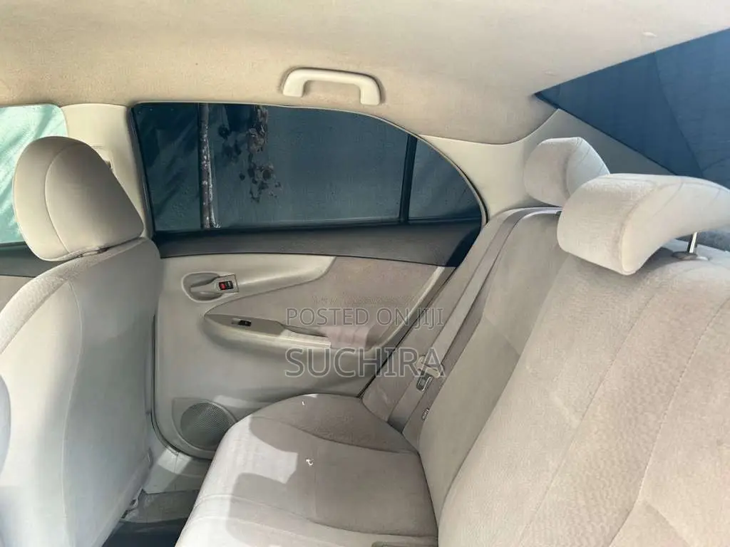 Toyota Axio 2010 Car (Used)