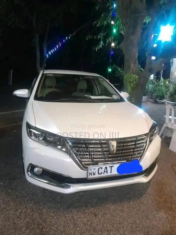 Toyota Premio 2016 Car (Used)