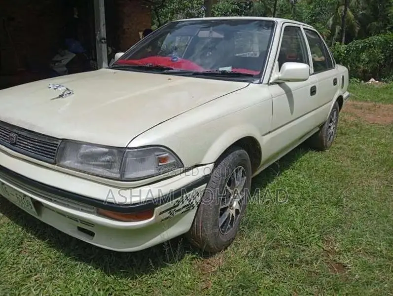 Toyota Corolla 121 1988 Car (Used)