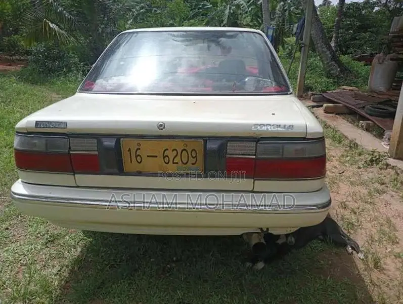 Toyota Corolla 121 1988 Car (Used)