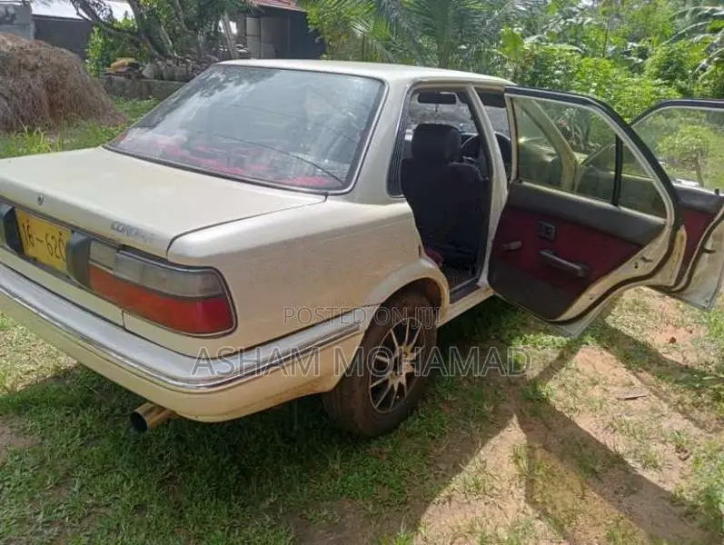 Toyota Corolla 121 1988 Car (Used)