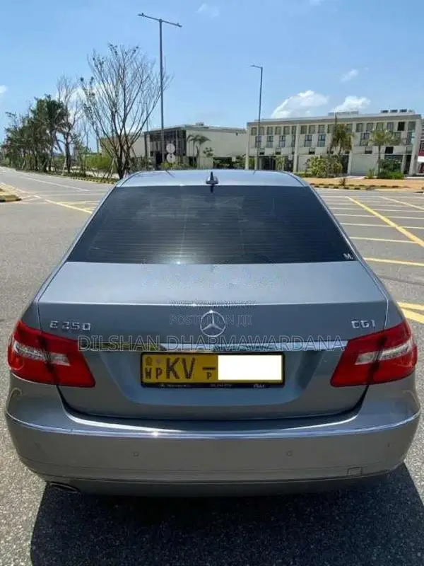 Mercedes-Benz E250 CGi W212 Avantgrade 2011 Car (Used)