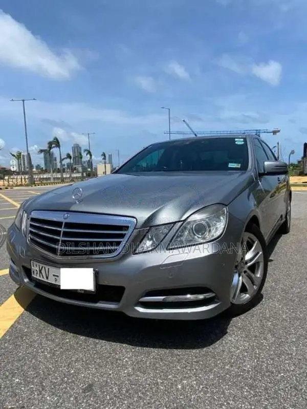 Mercedes-Benz E250 CGi W212 Avantgrade 2011 Car (Used)