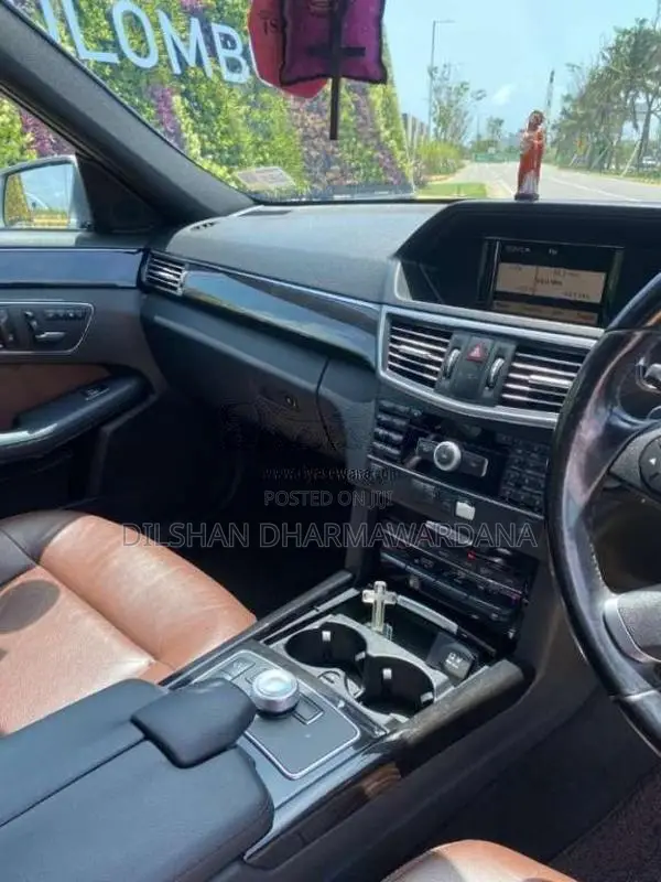 Mercedes-Benz E250 CGi W212 Avantgrade 2011 Car (Used)