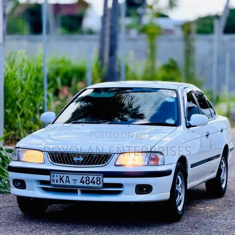 Nissan Sunny 2001 Car (Used)