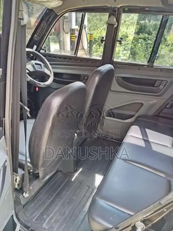 Bajaj Qute 2019 Car (Used)