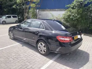 Mercedes-Benz E200 2010 Car (Used)