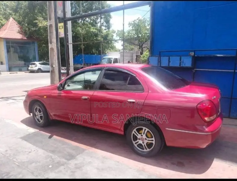Nissan N17 2007 Car (Used)