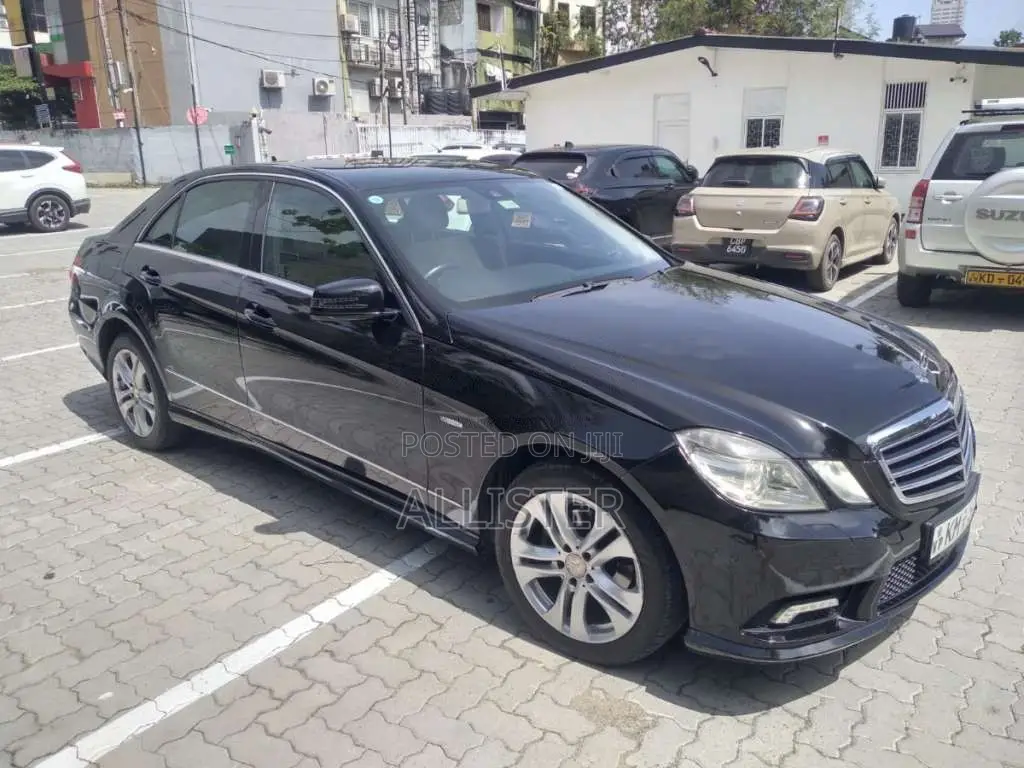 Mercedes-Benz E200 2010 Car (Used)