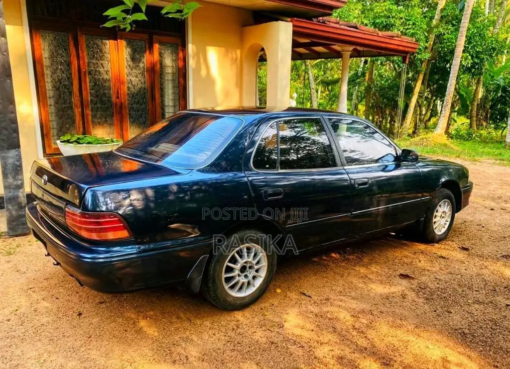 Toyota Camry 1991 Car (Used)