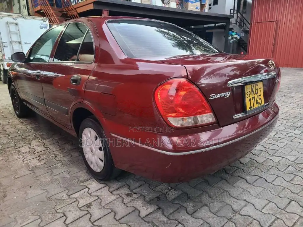 Nissan N17 2007 Car (Used)