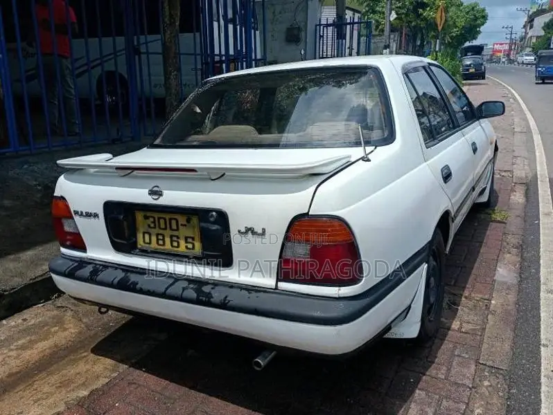 Nissan Pulsar 1993 Car (Used)