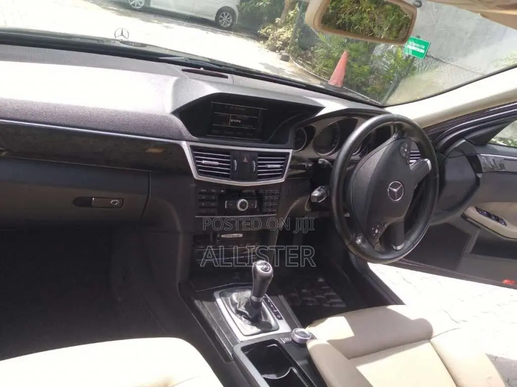 Mercedes-Benz E200 2010 Car (Used)