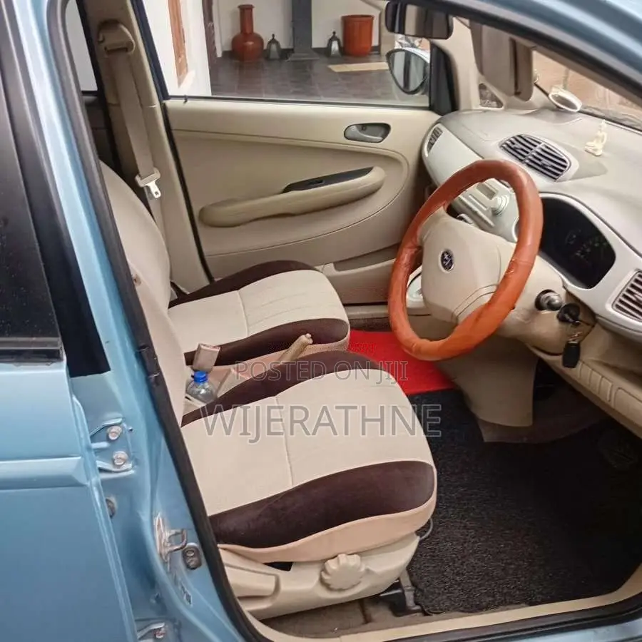 Subaru R2 2004 Car (Used)