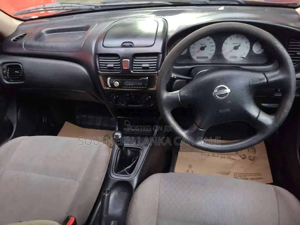 Nissan N17 2007 Car (Used)
