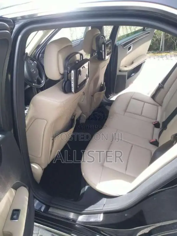 Mercedes-Benz E200 2010 Car (Used)