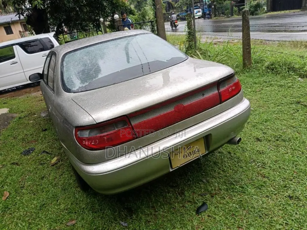 Toyota Carina 1993 Car (Used)