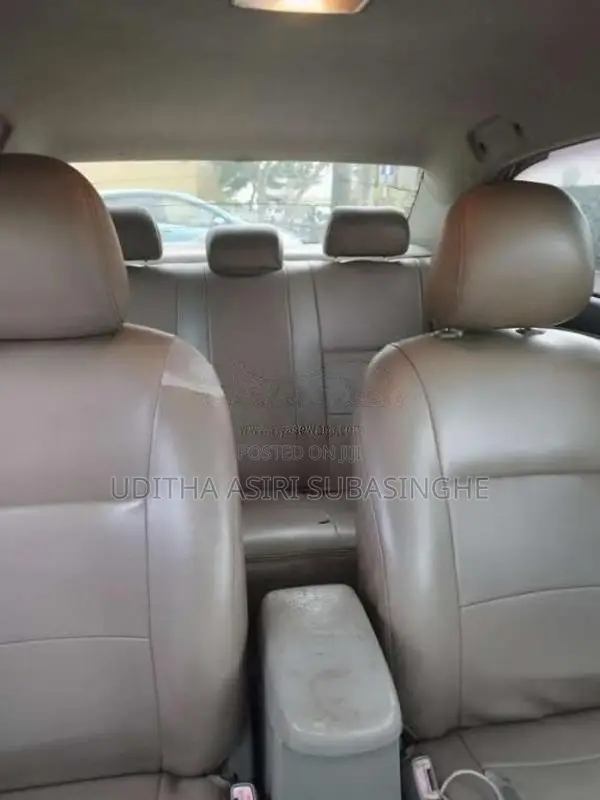 Toyota Axio 2010 Car (Used)