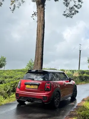 Mini Cooper 2015 Car (Used)