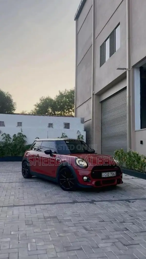 Mini Cooper 2015 Car (Used)
