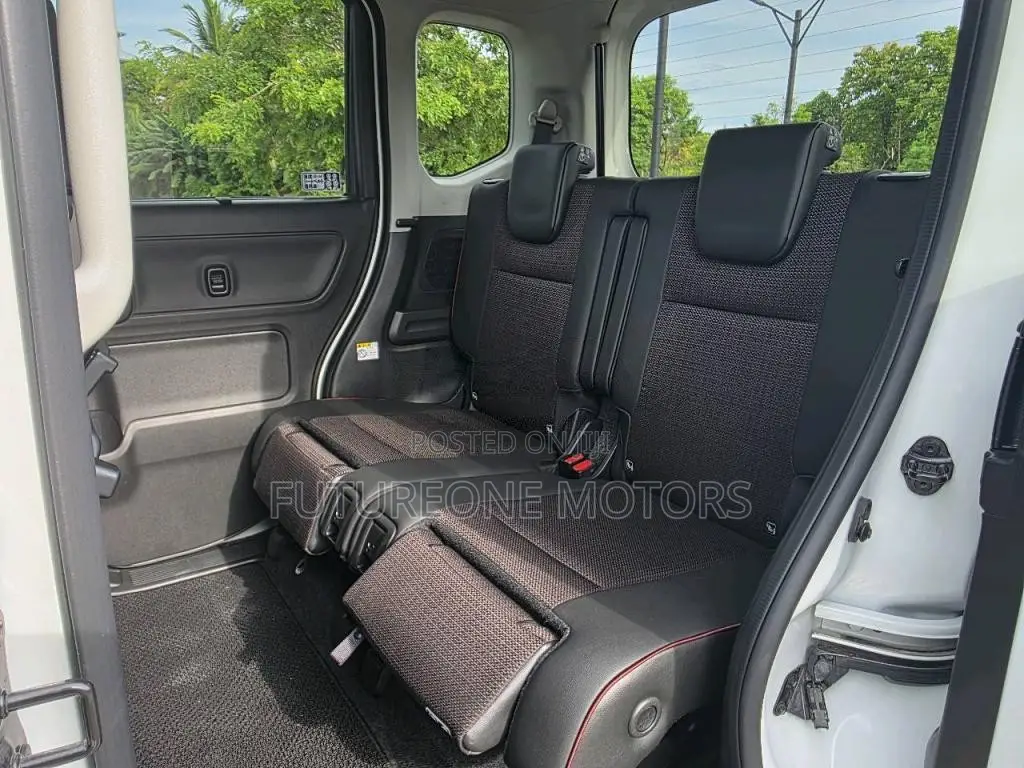 Toyota Roomy Custom GT 2025 Car Unregistered (Recondition)