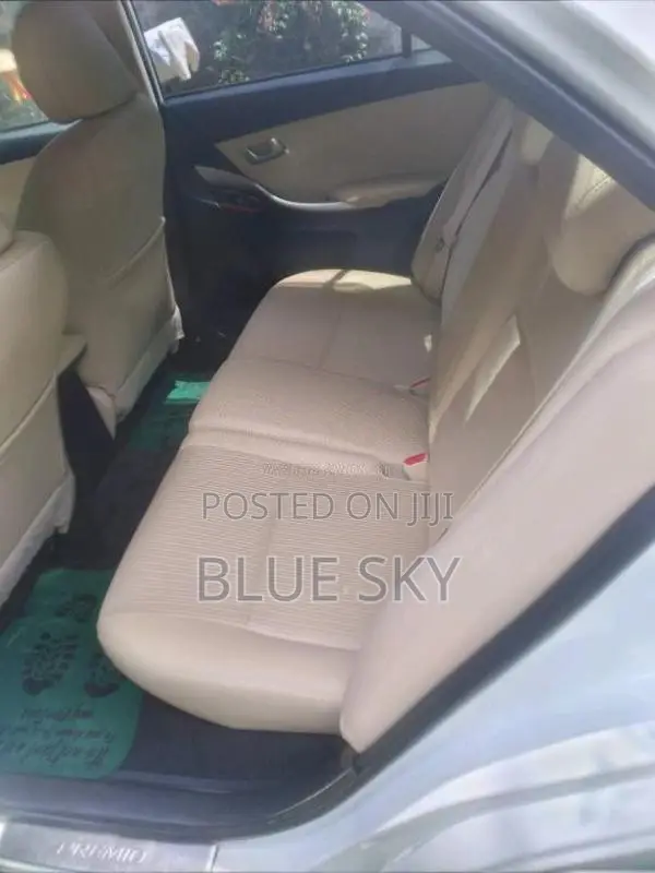 Toyota Premio 2016 Car (Used)