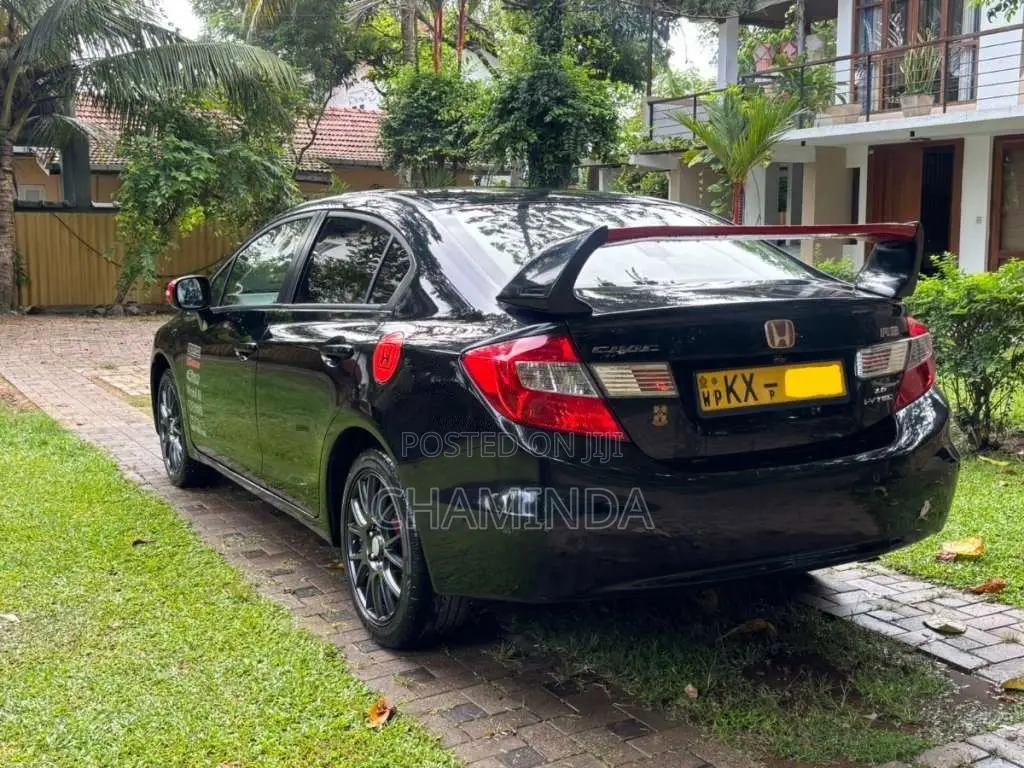 Honda Civic FB1 2012 Car (Used)
