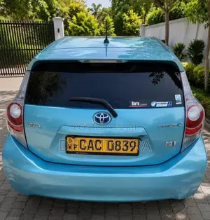 Toyota Aqua 2014 Car (Used)