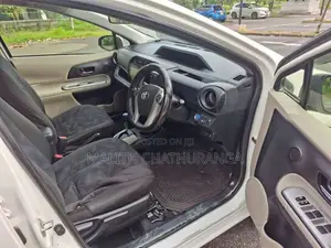 Toyota Aqua 2012 Car (Used)