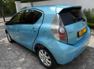 Toyota Aqua 2014 Car (Used)