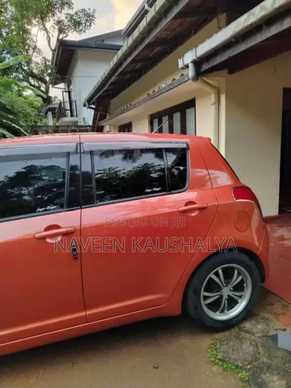 Suzuki Swift 2006 Car (Used)