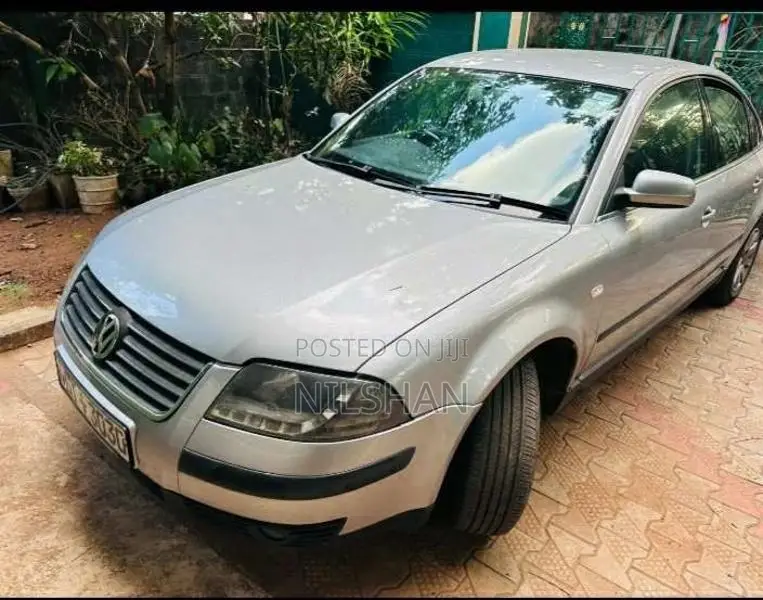 Volkswagen VolksWagon 2002 Car (Used)