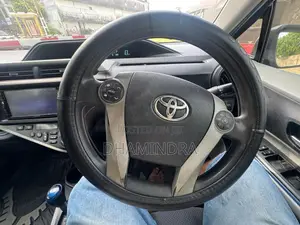 Toyota Aqua 2014 Car (Used)