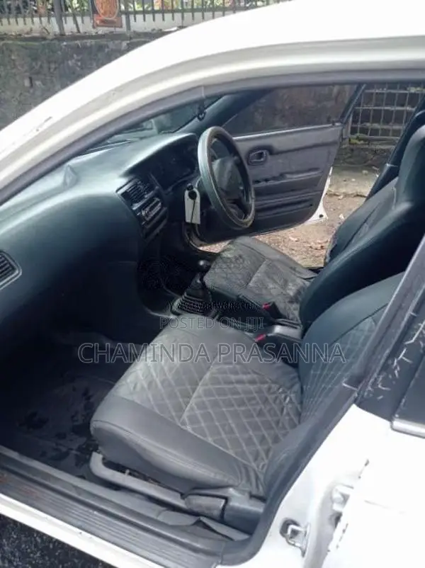 Toyota Corolla Elephant Back CE102 1992 Car (Used)
